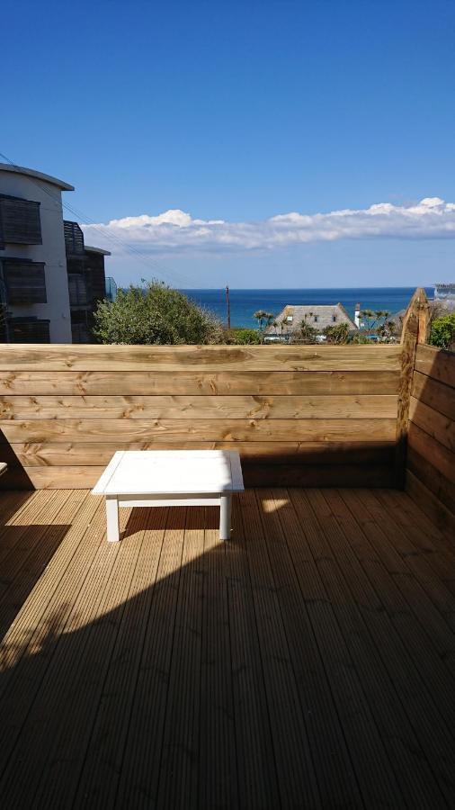 Surf Lookout - King Size En-Suite With Sea Views Ньюки Экстерьер фото
